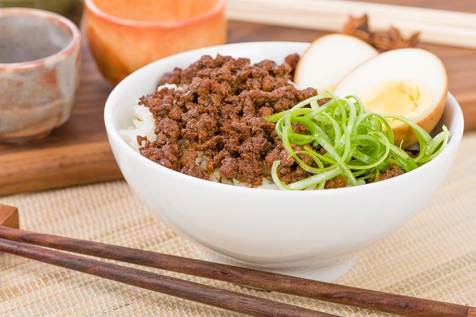 taiwanese braised pork rice bowl