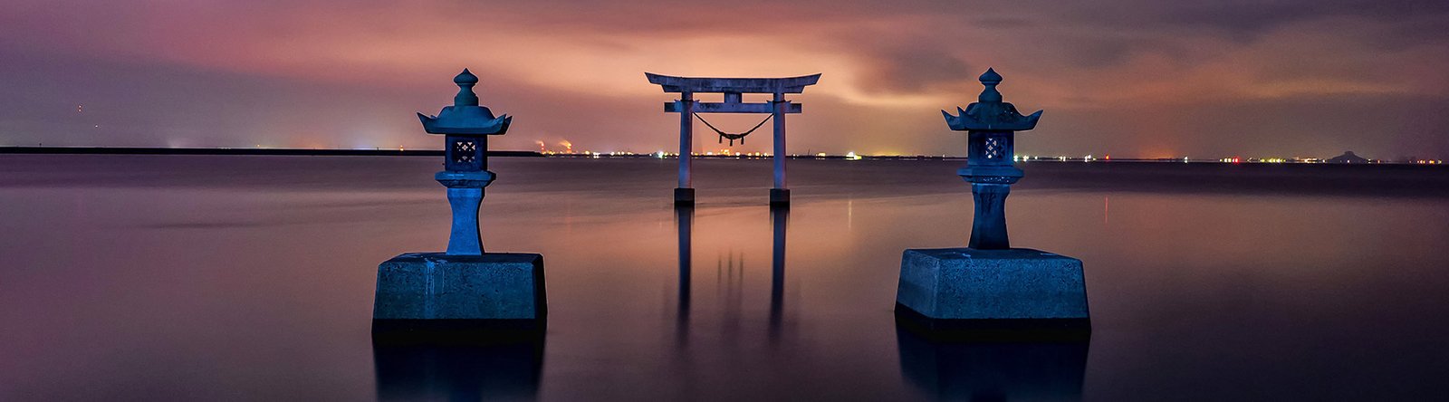 tori gate in sea Japan